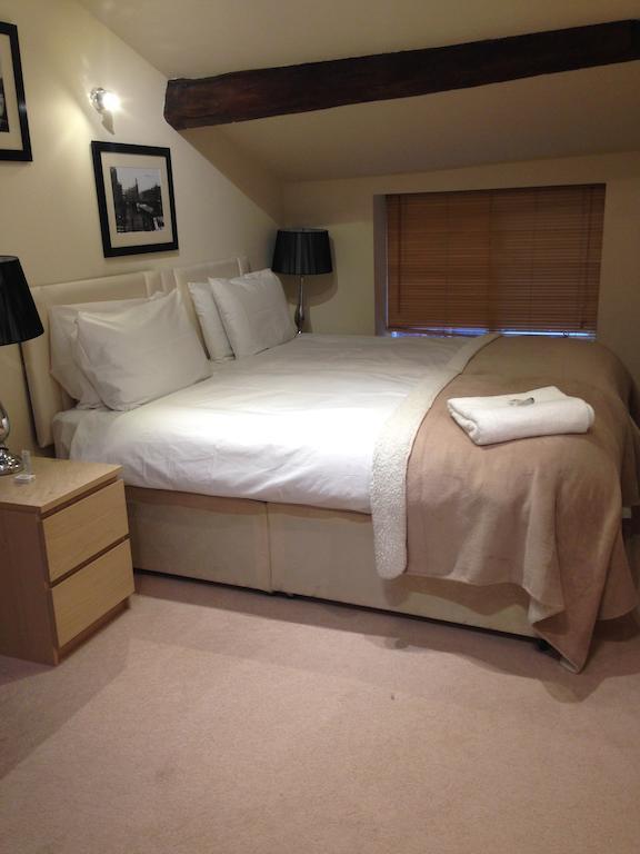 Lower Turks Head Hotel แมนเชสเตอร์ ภายนอก รูปภาพ